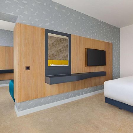 Hotel Ramada By Wyndham Slatina Parc Exteriér fotografie