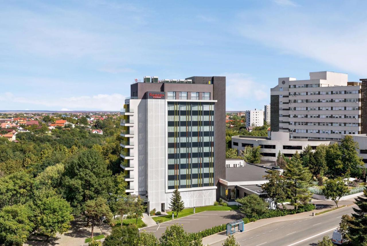 Hotel Ramada By Wyndham Slatina Parc Exteriér fotografie