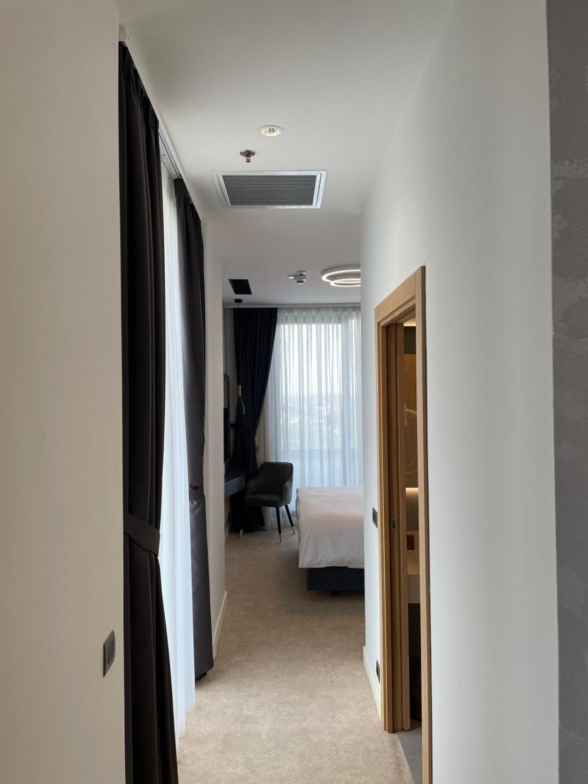 Hotel Ramada By Wyndham Slatina Parc Exteriér fotografie