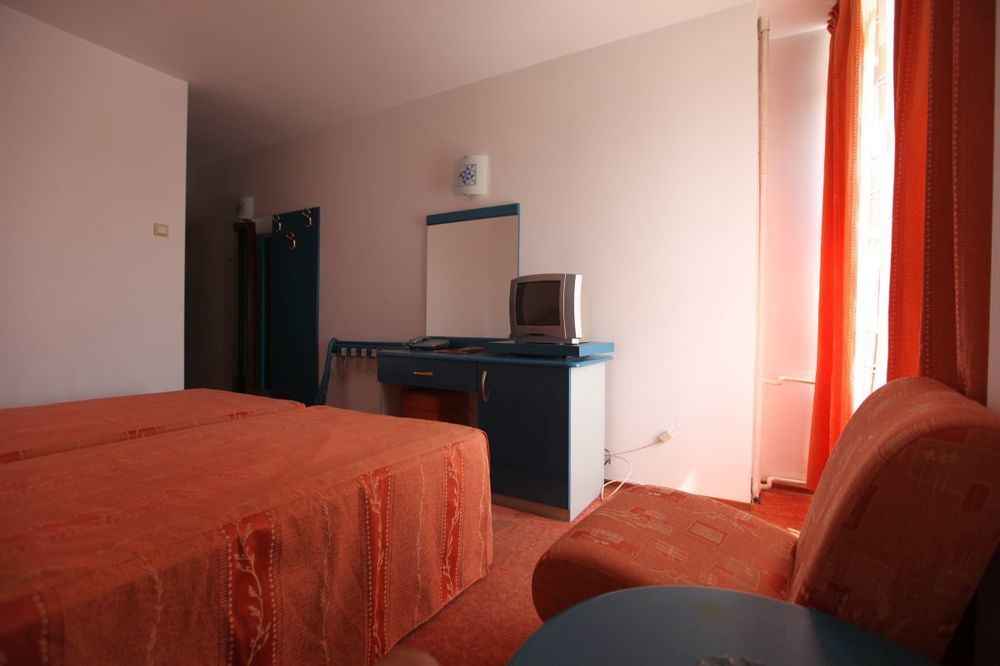 Hotel Ramada By Wyndham Slatina Parc Exteriér fotografie